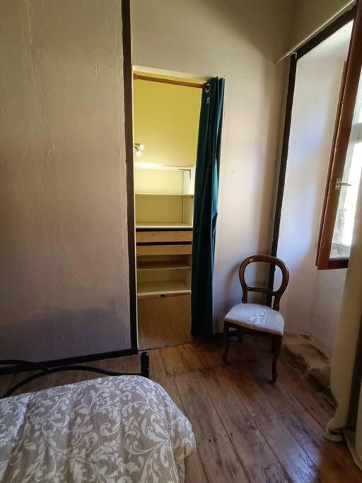 Maison de caractère au cœur de la cité médiévale de Gourdon Extérieur photo