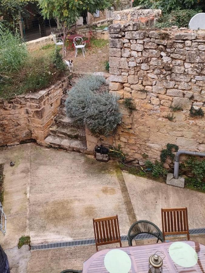 Maison de caractère au cœur de la cité médiévale de Gourdon Extérieur photo